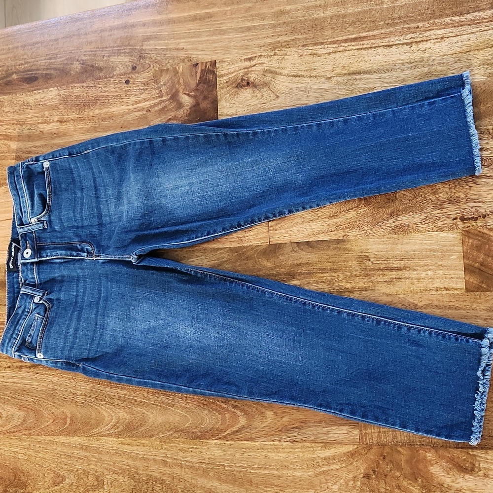 DKNY JEANS Rivington Slim Straight Crop Size 27/4